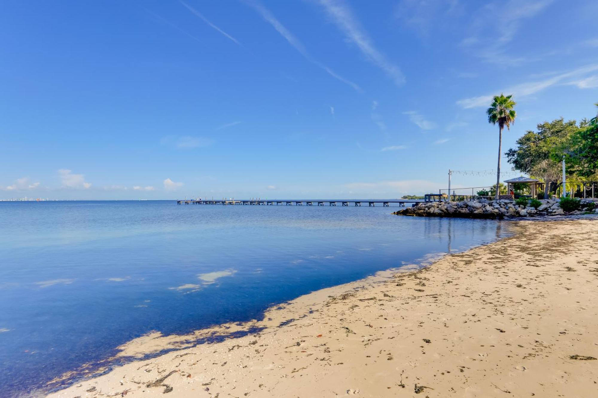 Coastal-Zen Ruskin Retreat Less Than 1 Mi To Beach! Luaran gambar