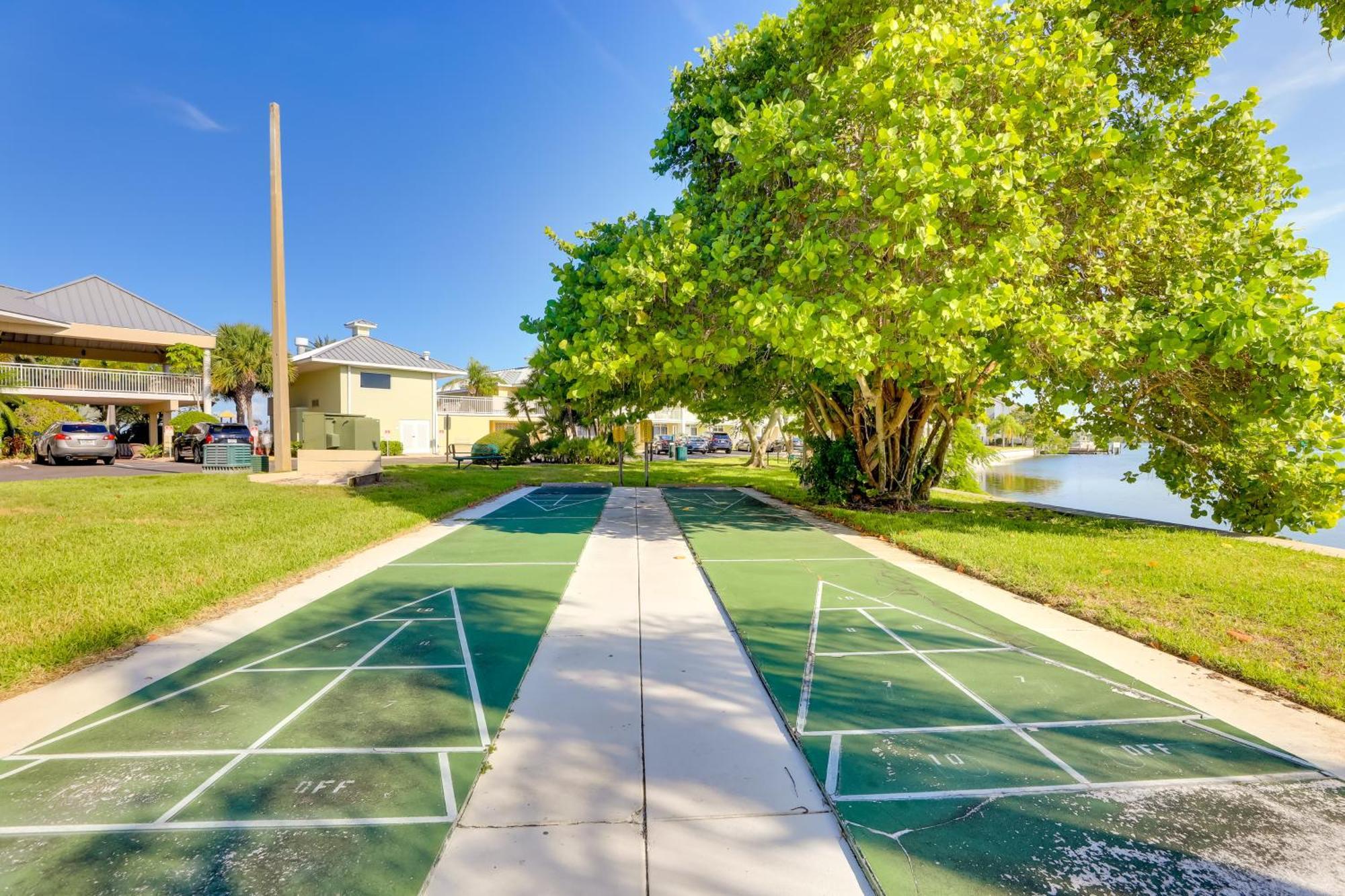 Coastal-Zen Ruskin Retreat Less Than 1 Mi To Beach! Luaran gambar