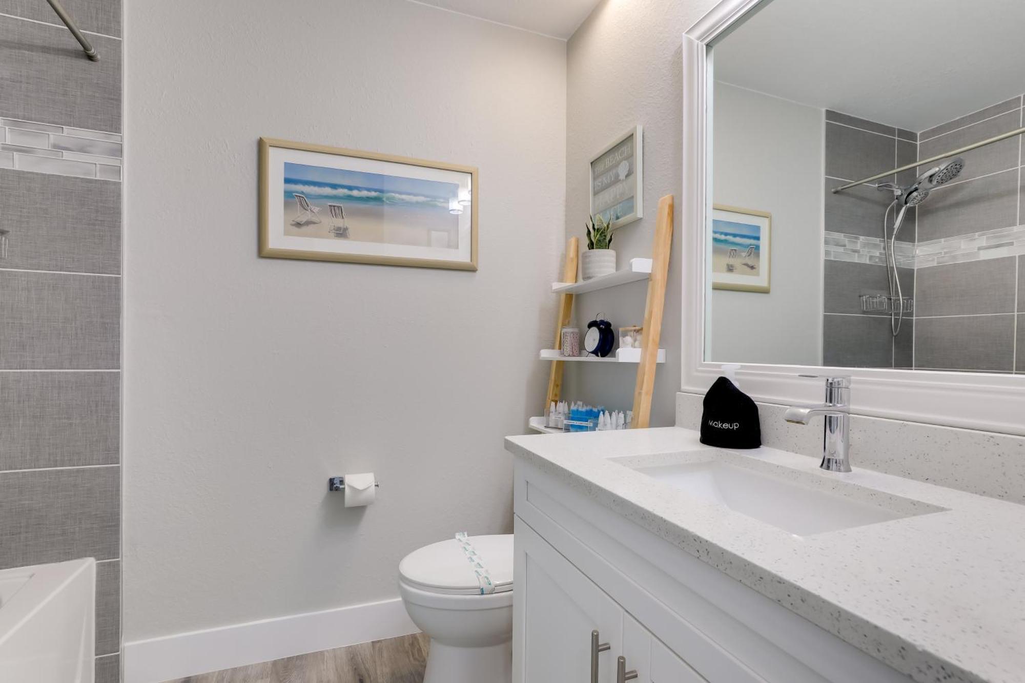 Coastal-Zen Ruskin Retreat Less Than 1 Mi To Beach! Luaran gambar